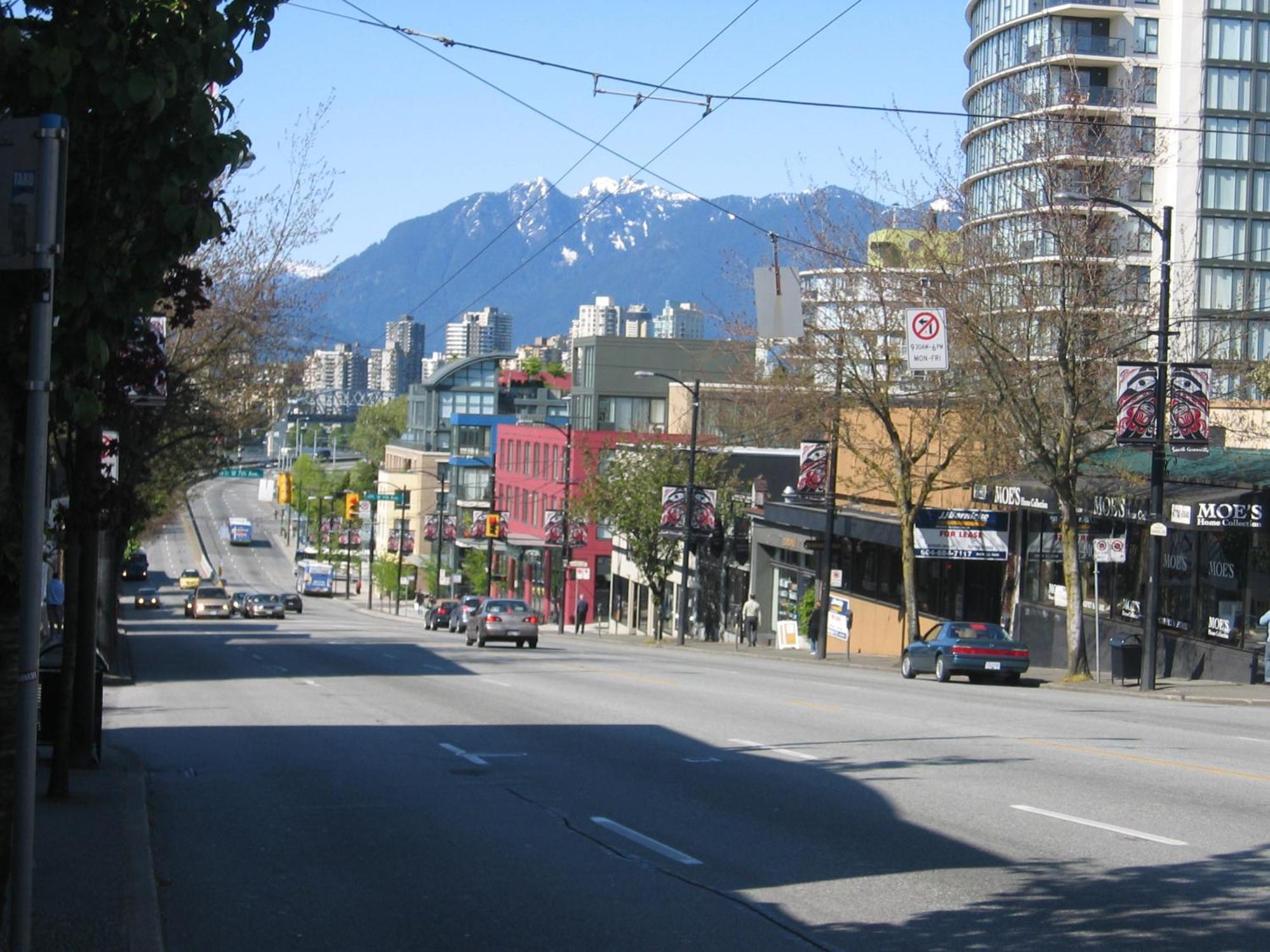 Charming Heritage Home With Mountain And City Views Vancouver Exterior photo